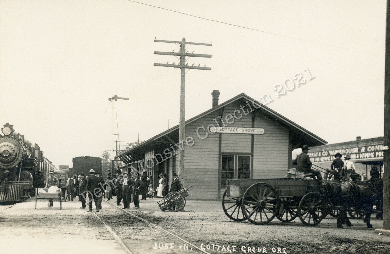 Postcard no 35 Train Depot circa 1912