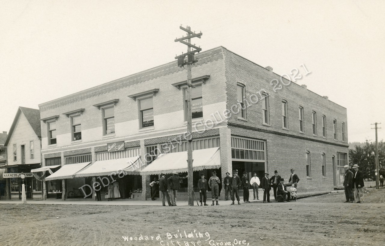 Postcard no 36 Seventh and Main Street circa 1911